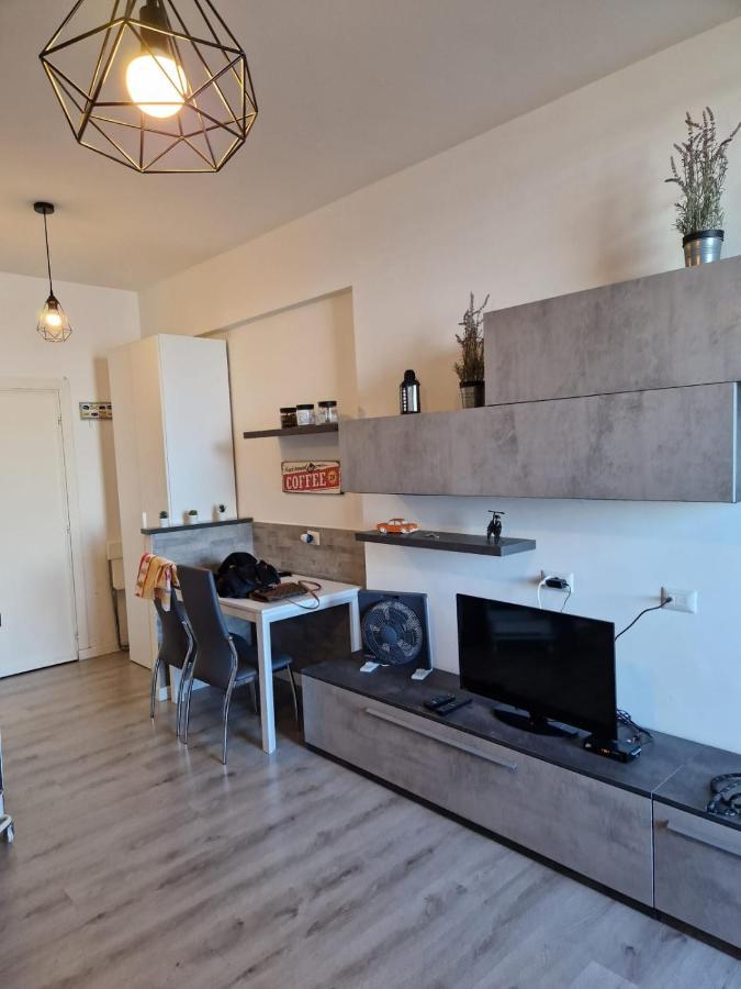 앙귈라라사바치아 Casa Lory 아파트 외부 사진